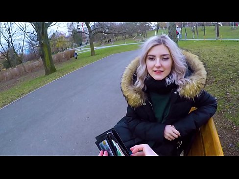 ❤️ Ковтає гарячу сперму незнайомця за гроші - мінет у парку від Єви Ельфі ❤️❌ Красиве порно у нас ❌